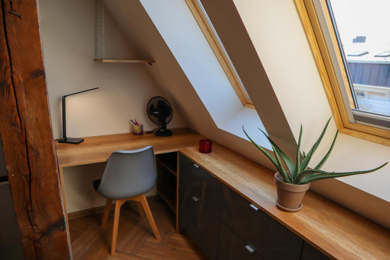 Attic Studio Jezyce Poznan Bagian luar foto