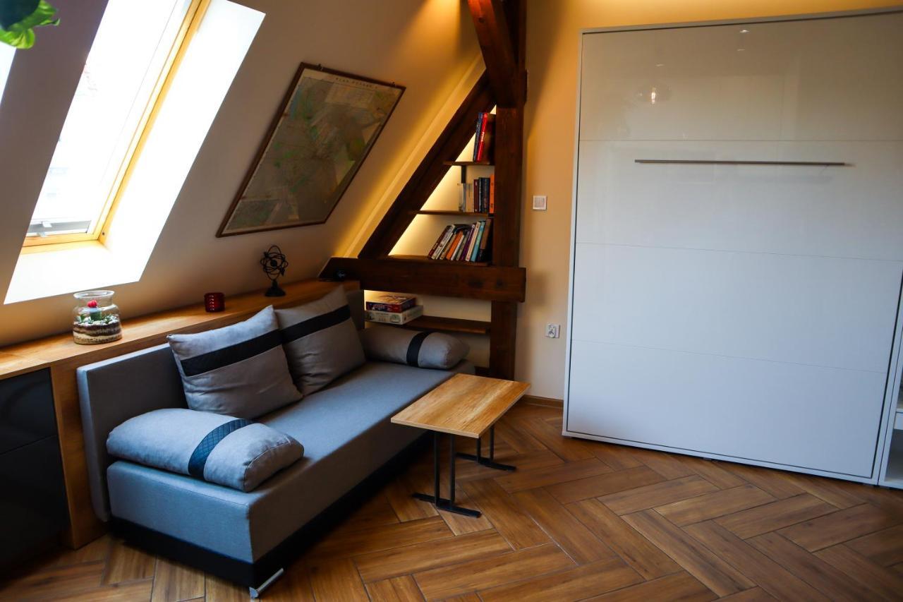Attic Studio Jezyce Poznan Bagian luar foto